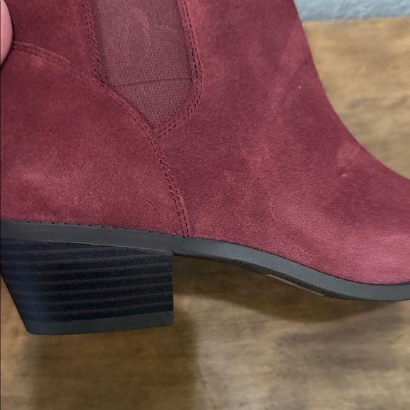 Women's Vionic Roseland Suede Ankle Boots size 9.5 New in Box - Picture 5 of 11